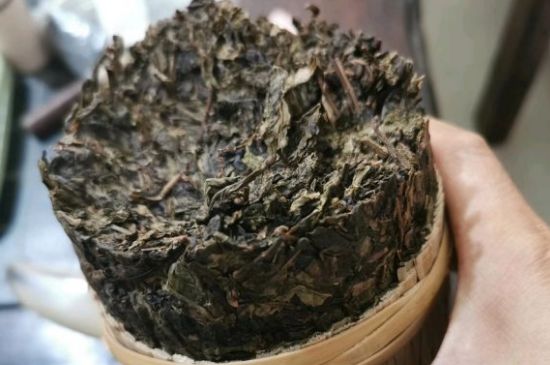 黑茶調(diào)理婦科病，女人喝黑茶好處太多了！