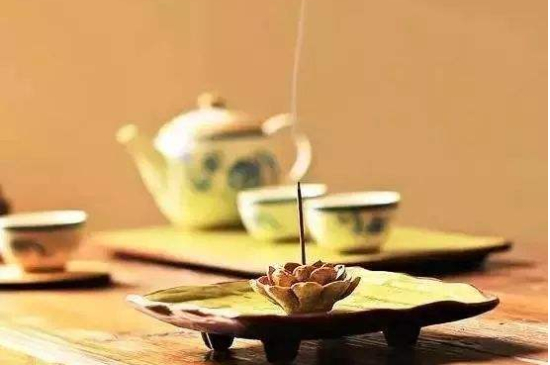 綠茶碧螺春怎么泡簡易步驟，沖泡碧螺春的十二步驟口訣