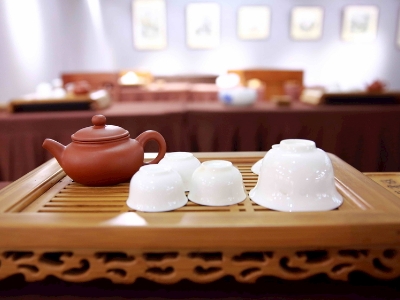 千萬別做兼職茶藝師，女人學(xué)茶藝好嗎？