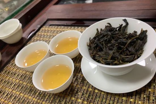 哪些茶適合泡功夫茶，功夫茶應(yīng)該配什么茶葉