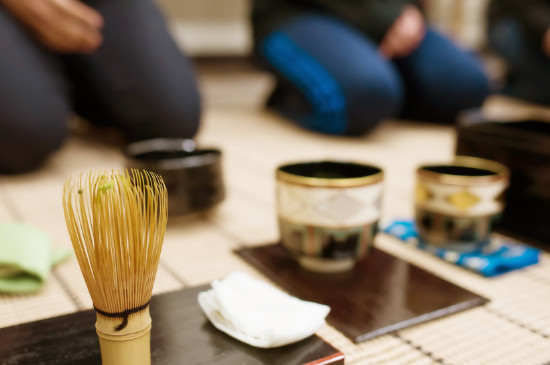 女人喝茶要行扣茶禮嗎，叩茶禮女士能用嗎？