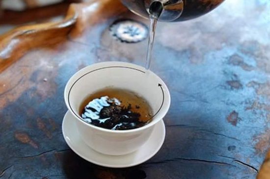 喝茶茶桌上的禮儀有哪些，泡茶待客十大禮儀不可不做！