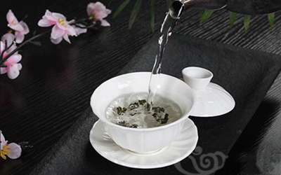 三才蓋碗的正確拿法，三才蓋碗抓碗法圖解