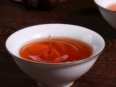 女人長期喝紅茶好不好，女人喝紅茶的功效