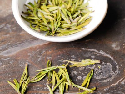 白茶品質(zhì)如何區(qū)分，白茶的優(yōu)劣質(zhì)量辨別方法