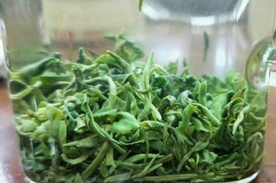 什么茶葉容易放香精，香精茶有什么危害？