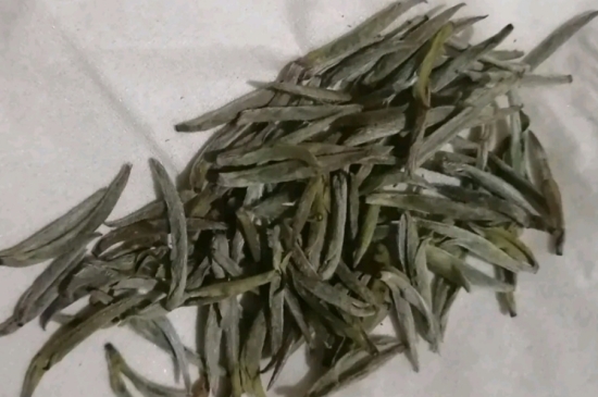 過期茶葉的八大妙用，過期的陳茶葉還能干什么用？