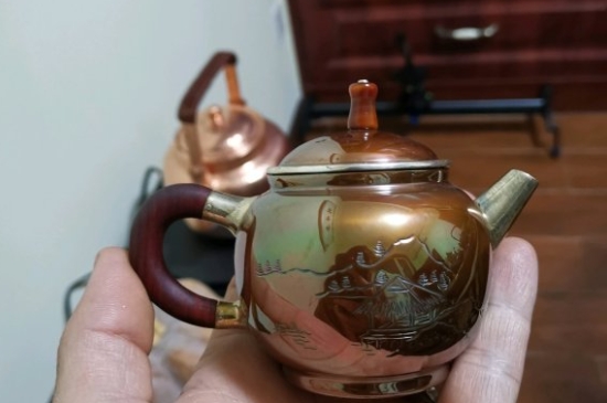 常見的七大材質(zhì)的茶具優(yōu)缺點，用什么材質(zhì)的茶具泡茶最好？