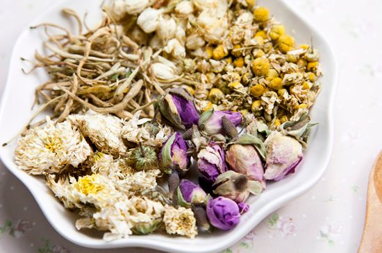 祛濕最有效的泡花茶，濕氣重適合泡什么花茶？