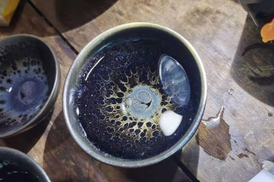 怎么鑒別建盞化學(xué)釉，真假建盞的對比與辨別