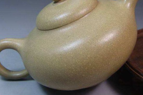 一把真正的本山綠泥壺最低多少錢，什么價(jià)格能買到本山綠泥紫砂壺？