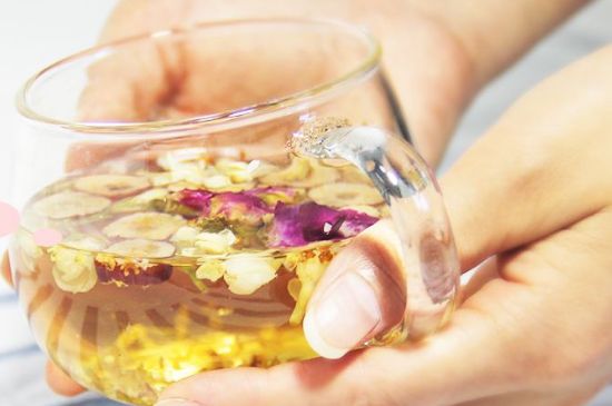 干桂花泡水，干桂花怎么泡水喝？