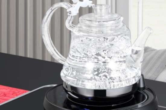 煮茶器和養(yǎng)生壺有什么區(qū)別，養(yǎng)生壺跟煮茶器哪個(gè)實(shí)用好用？