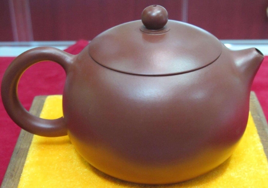 宜興紫砂壺四大經(jīng)典壺型叫什么，傳統(tǒng)紫砂四大名壺介紹