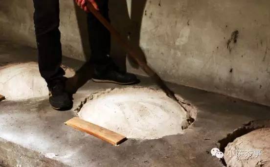 怎樣炭焙巖茶？揭秘武夷巖茶的炭焙技藝