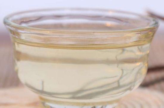 茉莉龍珠什么季節(jié)喝，夏天適合喝茉莉龍珠茶