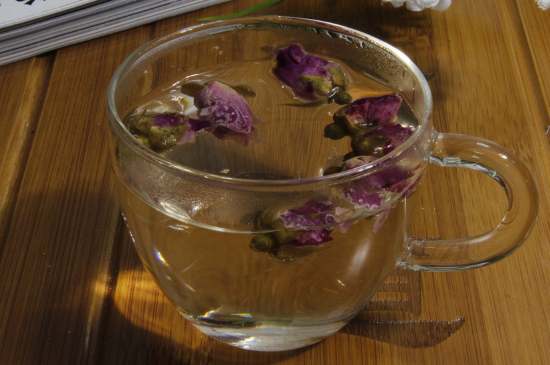 怎么判斷玫瑰花茶好不好，玫瑰花茶怎么樣鑒別