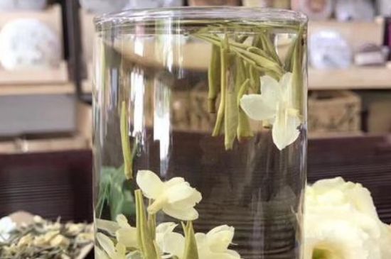 茉莉龍珠保質(zhì)期多長(zhǎng)時(shí)間，茉莉龍珠茶放幾年了還能喝嗎？