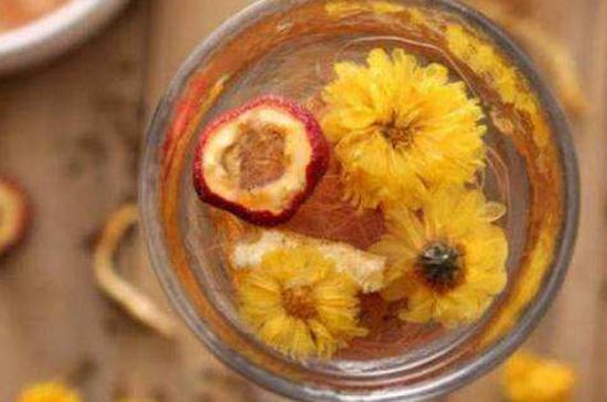 祛濕氣雙花茶，喝什么花茶祛濕氣排毒養(yǎng)顏