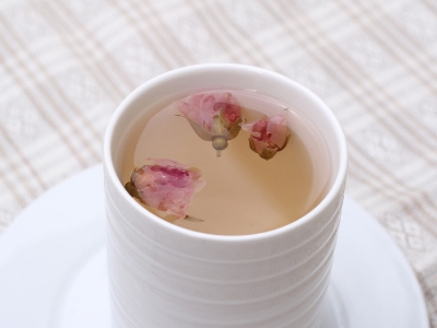 干玫瑰花泡前需要洗嗎，泡玫瑰花需要洗一下嗎？