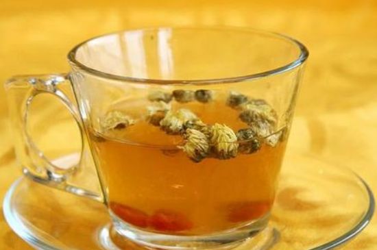 菊花茶的最佳搭配有哪幾樣，菊花茶和什么搭配喝效果好？