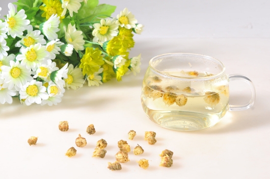 喝菊花茶有什么效果，女人長期喝菊花茶好嗎？