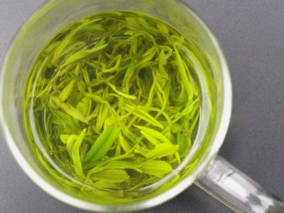 毛峰和毛尖哪個(gè)好一點(diǎn)，毛尖茶好還是毛峰茶好？