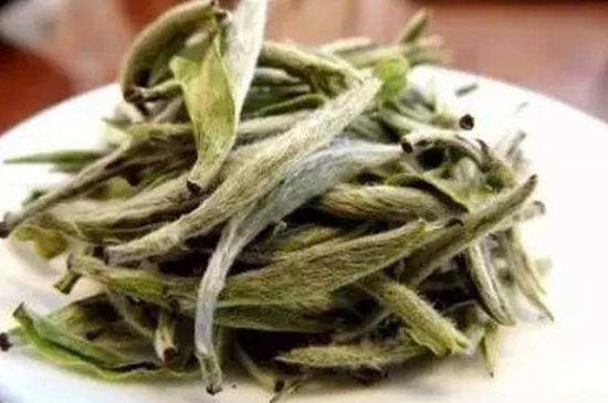 白茶三年為藥七年為寶的原理，為什么說(shuō)一年茶三年藥七年寶？