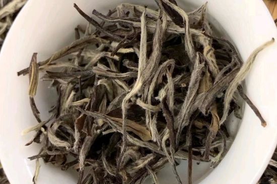 三年白茶賽砒霜，這是真的嗎？