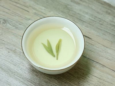 竹葉青茶怎么樣，檔次較高味道略苦價(jià)格比較貴