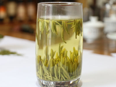 竹葉青茶怎么樣，檔次較高味道略苦價(jià)格比較貴