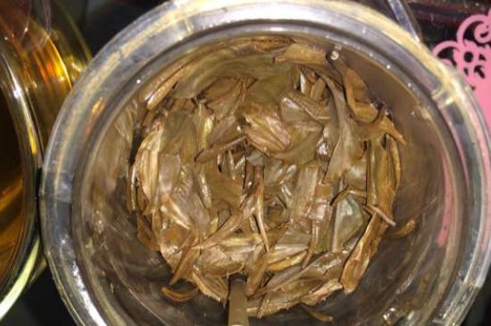 金駿眉有幾個(gè)品種分哪幾個(gè)級(jí)別？按茶樹劃分5個(gè)等級(jí)！