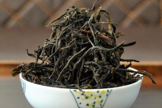 蜜蘭香和鴨屎香區(qū)別，鳳凰單樅鴨屎香vs蜜蘭香圖片對(duì)比