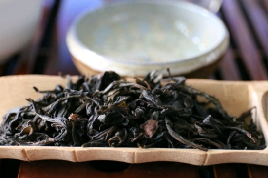 長期喝巖茶會上火嗎？巖茶這樣喝了容易上火！