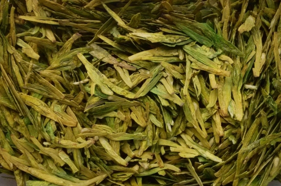 西湖龍井茶毫和發(fā)霉區(qū)別圖片，長霉的龍井茶葉會是什么樣？