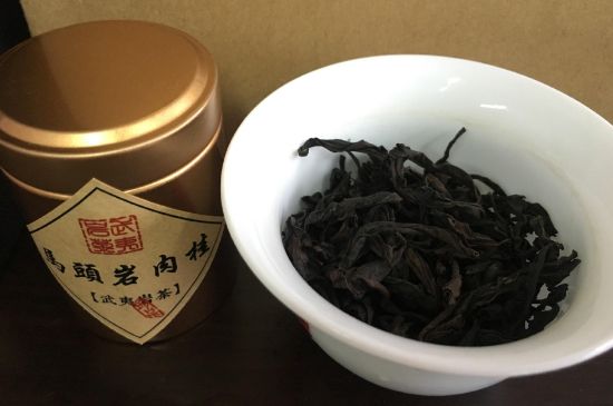 拼配的馬頭巖肉桂，還配叫馬肉嗎？請叫它“馬頭巖大紅袍”