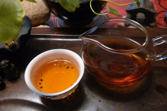 正山小種對胃好嗎，正山小種養(yǎng)胃還是傷胃