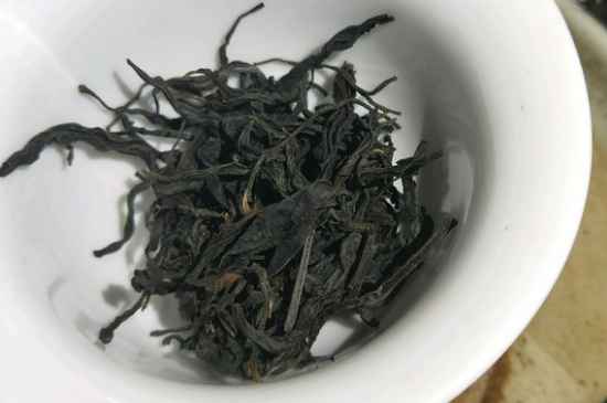 正山小種適合女人喝嗎，女人經(jīng)常喝正山小種茶好嗎