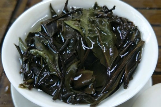 福鼎白茶貢眉和壽眉的區(qū)別，壽眉與貢眉有什么區(qū)別