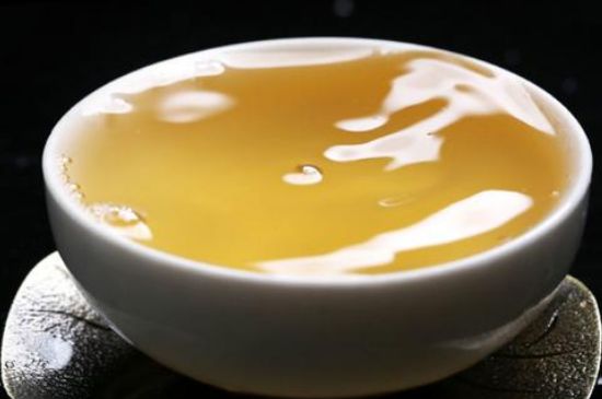 綠茶加重濕氣？濕氣體質(zhì)寒的人能喝綠茶嗎