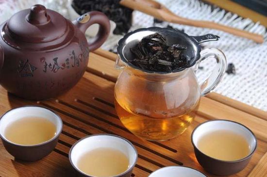 母樹大紅袍給誰喝了，為什么母樹大紅袍叫三棵六株？