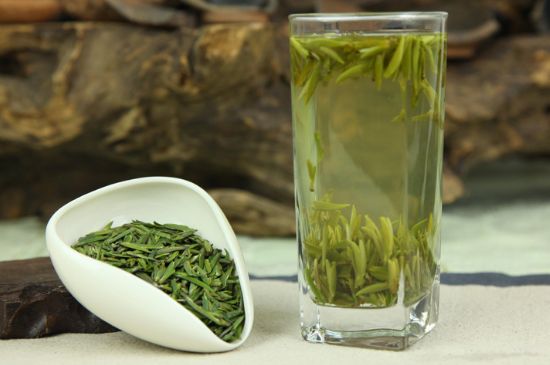 竹葉青和雀舌哪個貴，竹葉青茶貴嗎？