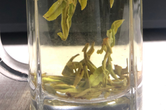 西湖龍井茶頭采和二采區(qū)別，明前龍井一采和二采什么味道？