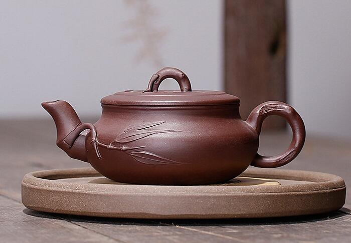 紫砂壺開壺的正確步驟，教你<a href=http://m.hb0335.com/chaju/zisha/ target=_blank class=infotextkey>紫砂壺保養(yǎng)</a>的方法