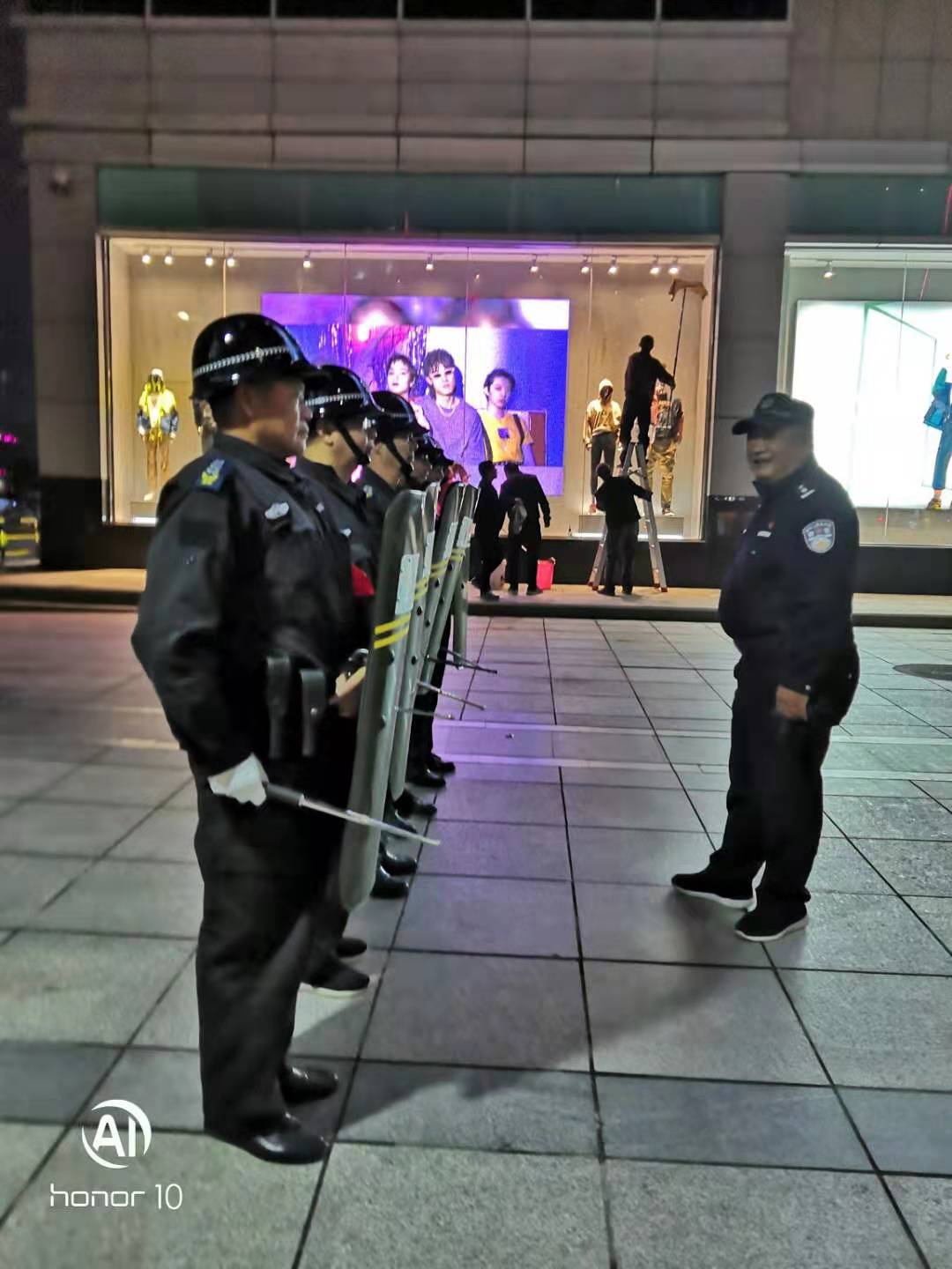 大家知道保安員是什么嗎？下面跟著襄陽戎安的介紹一起了解下吧！